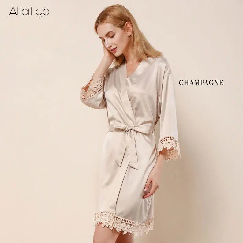 Silky Gowns Bride Tribe Wedding Morning Robes Hen Party Beautiful Lace Detail to Cuffs and Hem Robes Ladies Dressing Gown Kimono