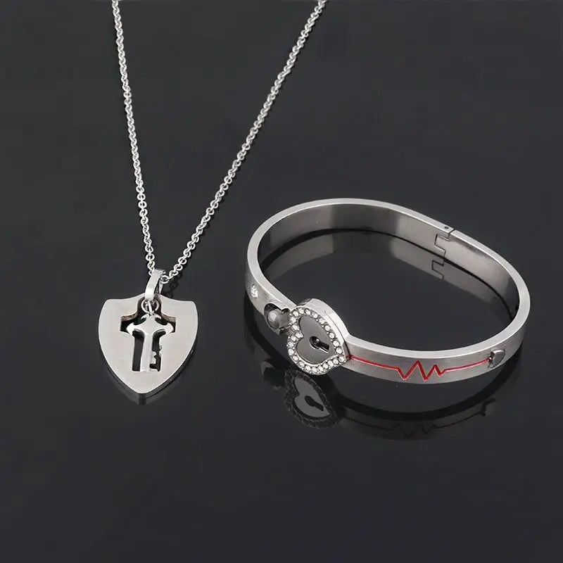 Stainless Steel Couple Bracelet Love Heart Lock Bracelets Bangle Key Pendant Necklace For Women Men Valentine's Day Jewelry Gift