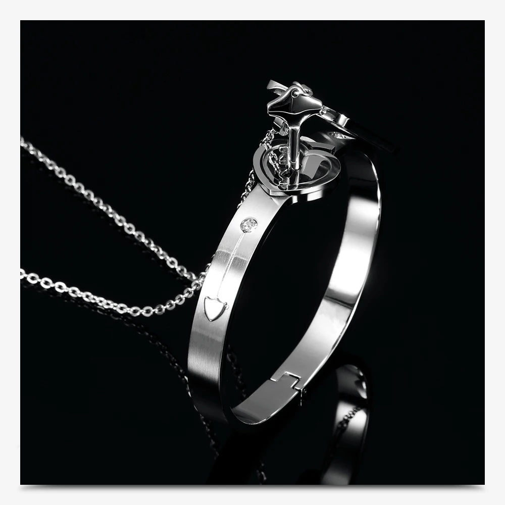 Couple Jewelry Stainless Steel Bracelet Love Heart Lock Bracelets Bangles Key Pendant Necklace for Women Men Lover Jewelry Gift