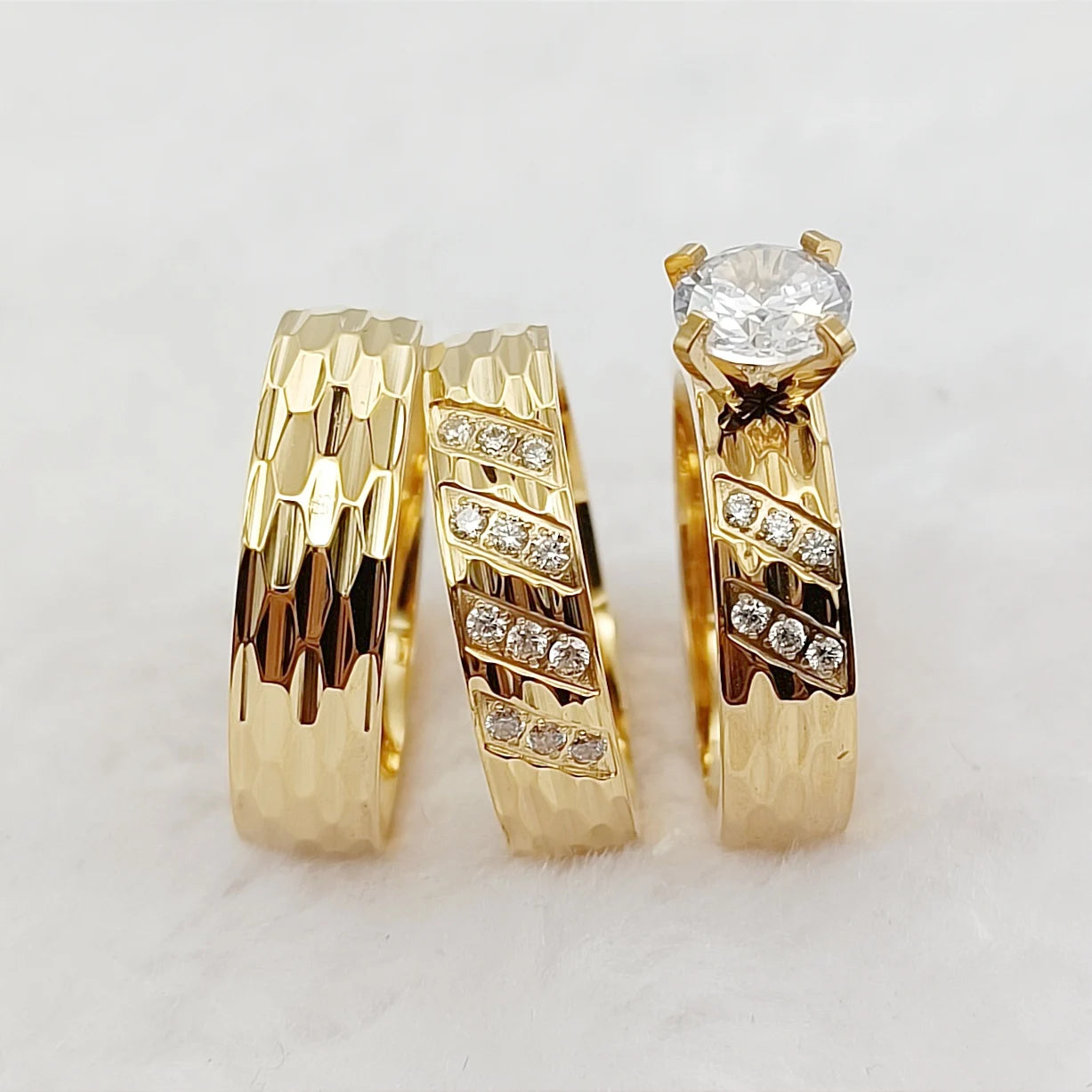 Trending Jewellery Handmade Crown Golden 3pcs Bridal Set Wedding Band Couples Cubic Zirconia Engagement Rings for Women