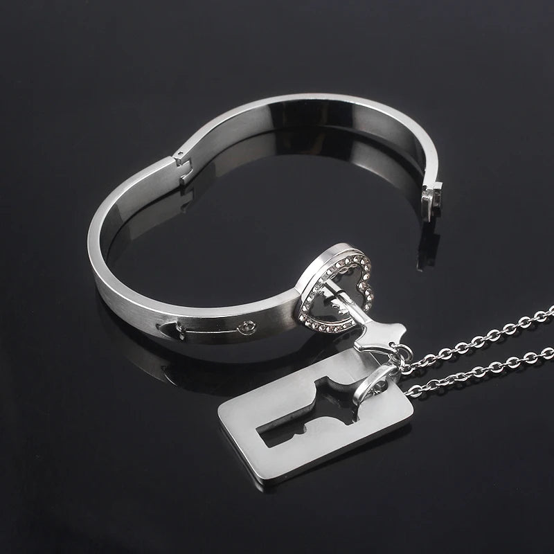 Stainless Steel Couple Bracelet Love Heart Lock Bracelets Bangle Key Pendant Necklace For Women Men Valentine's Day Jewelry Gift