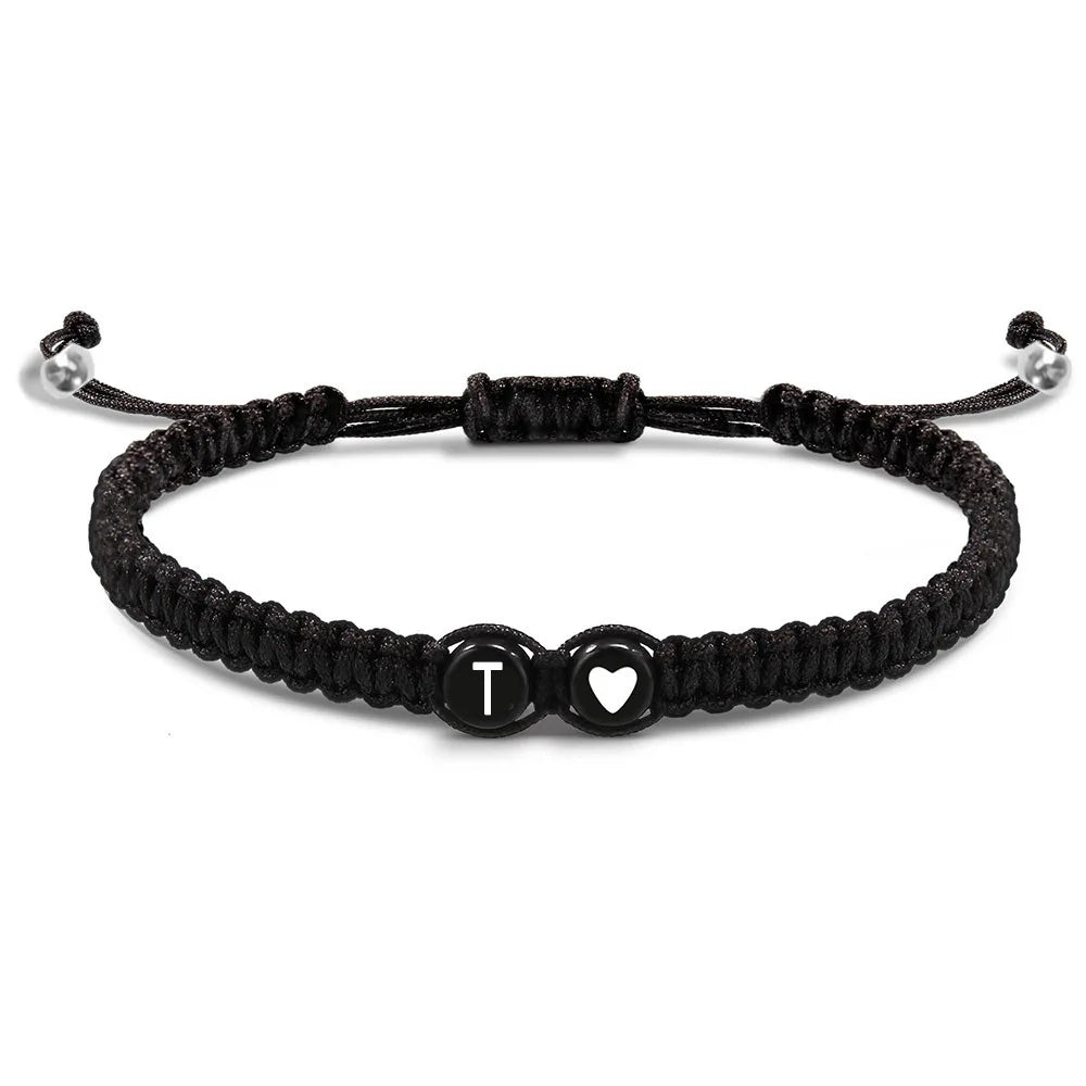 Couple 26 letter initial heart-shaped bracelet, hand adjustable A-Z name woven bracelet suitable for male and female friendship