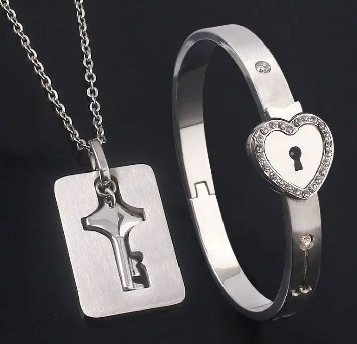 Stainless Steel Couple Bracelet Love Heart Lock Bracelets Bangle Key Pendant Necklace For Women Men Valentine's Day Jewelry Gift