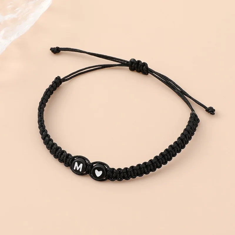 Couple 26 letter initial heart-shaped bracelet, hand adjustable A-Z name woven bracelet suitable for male and female friendship